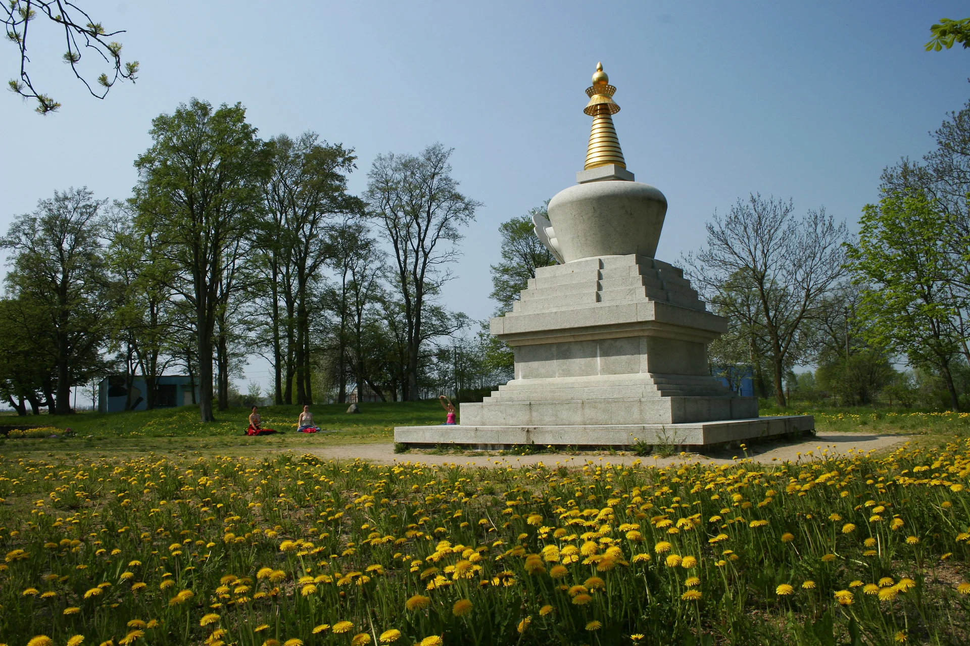 Kuchary Stupa